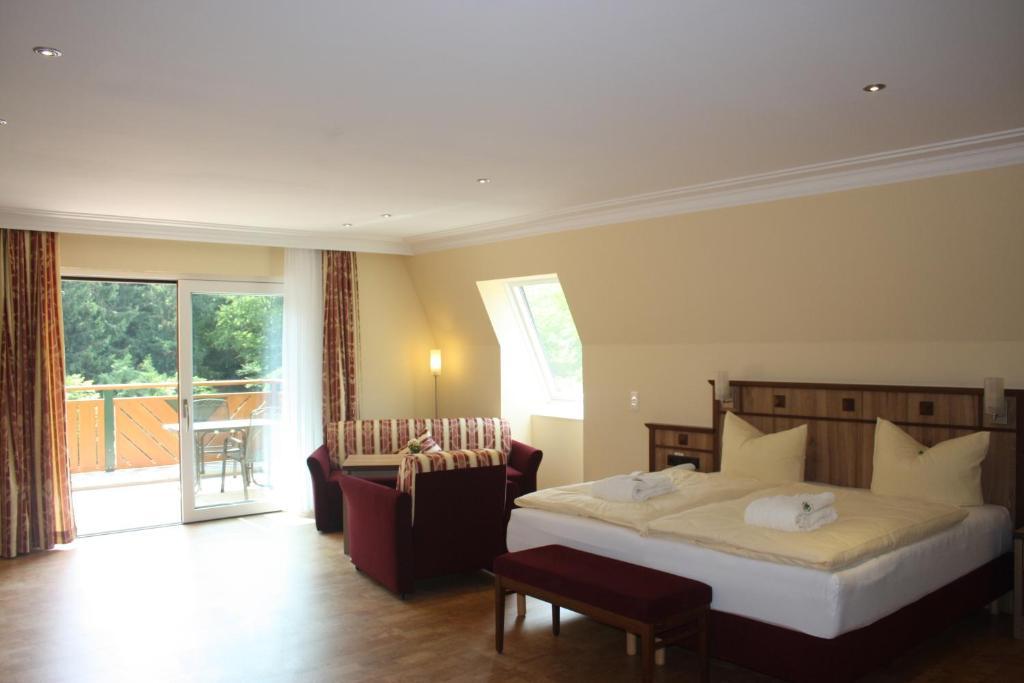 Wald-Hotel Heppe Dammbach Room photo