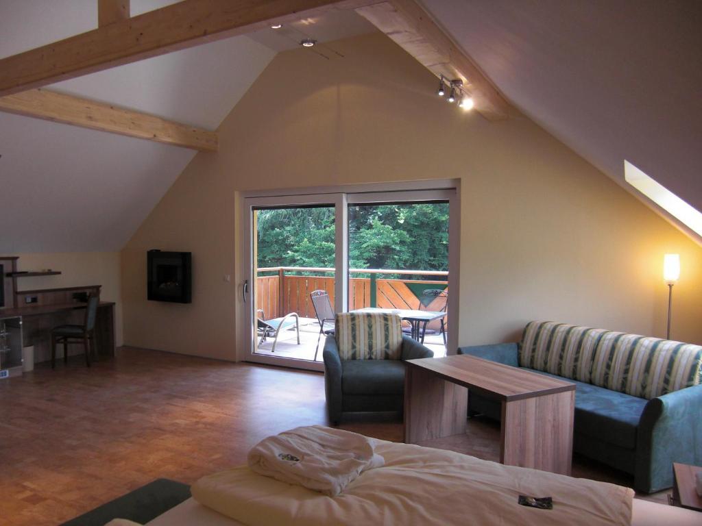 Wald-Hotel Heppe Dammbach Room photo